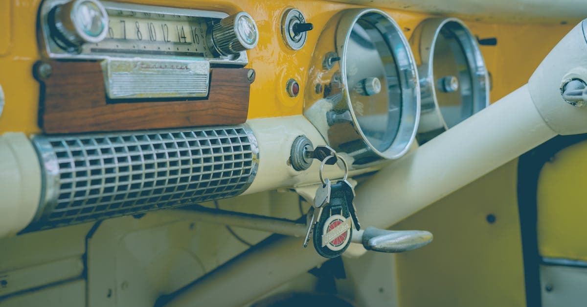 Cover Image for How to Choose a Rental Car Under Your Reimbursement Coverage