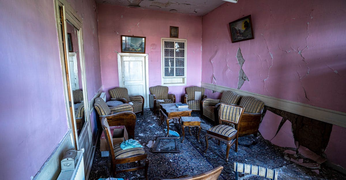 Cover Image for Flood Insurance and Storm Surge: Coverage When Coastal Water Invades Your Home